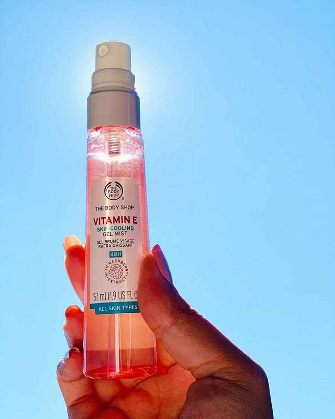 اسپری ژل آبرسان بادی شاپ THE BODY SHOP مدل ویتامین E حجم 57 میلی لیتر