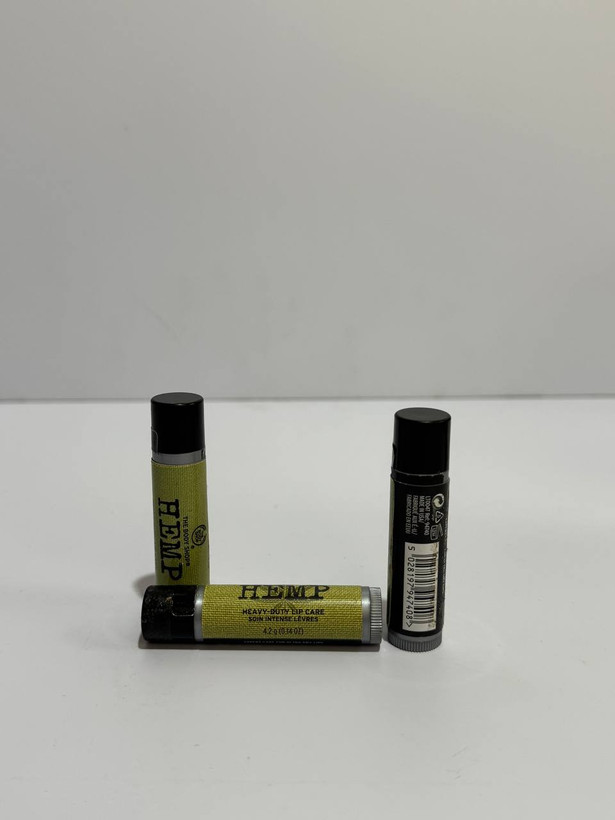بالم لب شاهدانه بادی شاپ Body Shop Hemp