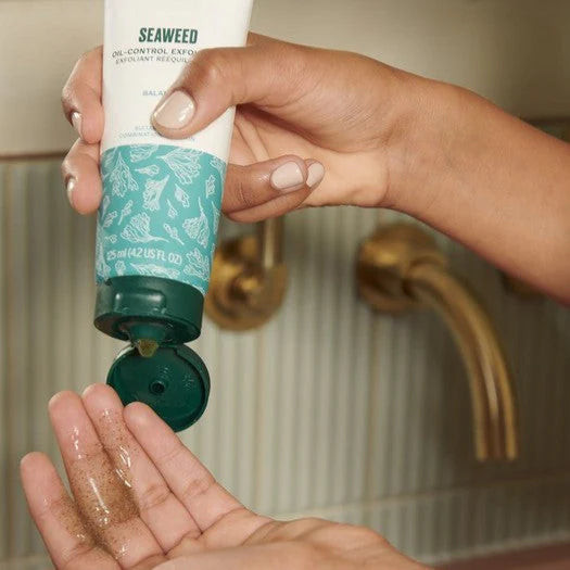 اسکراب پاک کننده منافذ body shop seeweed